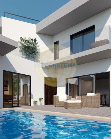Located in Caldas da Rainha. House under construction with swimming pool and 3 bedrooms plus an office that can be used eventually as a four bedroom. The villa is in the final stages of construction. The villa consists on the ground floor of a kitche...