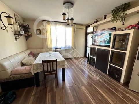 Imoti Tarnovgrad offers you a floor of a house for sale located near the American College. The offered property has an area of 122 sq.m. distributed between three bedrooms, living room, kitchen, closet, bathroom and toilet! Exposure east/south. The p...