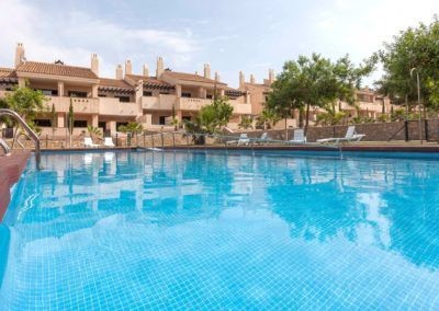 Amazing ground floor apartment with 2 bedrooms and 2 bathrooms, ducted air conditioning, heated towel rail, alarm, armoured door, individual swimming pool accessed from the bedroom terrace, in Hacienda del Alamo, this private urbanisation belongs to ...