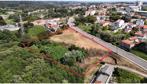 Buy Espinho Land (Anta) with Pip Approved for Commercial Zone. Land located at the entrance of the city of Espinho, less than with excellent access, quiet area. The land has PIP approved for the construction of a Commerce and Services Building and 2 ...