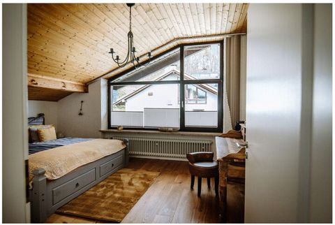 A very beautiful, modern and fully equipped holiday apartment in the Bavarian Fünfseenland, offers optimal space for up to 4 people on the upper floor.