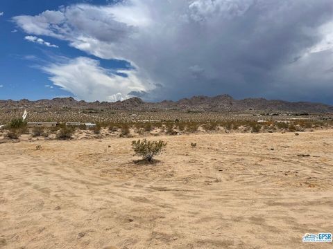 Beautiful sweeping mountain and desert views waiting for you to build your own desert oasis. While other cities are beginning to show signs of a softening market, Joshua Tree's international draw is holding strong due to the high demand for personal ...