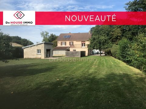 Novelty!! Come and discover this beautiful property of 150m2 of living space located 6kms from Gray in a quiet village. It is composed of: - On the ground floor: entrance, kitchen open to dining-living room, two bedrooms, a shower room adapted for pe...