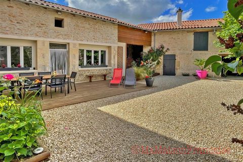 This old house has been tastefully renovated with glazed parquet flooring, exposed stonework and spacious rooms. Everything has been thought of to make the most of the terrace or outbuildings. The impression of being on holiday all year round: bright...
