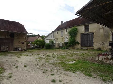 Farmhouse with outbuildings. House on basement comprising: Unheated veranda, kitchen, living room, dining room, 2 bedrooms, bathroom, toilet. Basement, 2 vaulted cellars. Barns - Stables - Workshop - Garden. Contact: ...