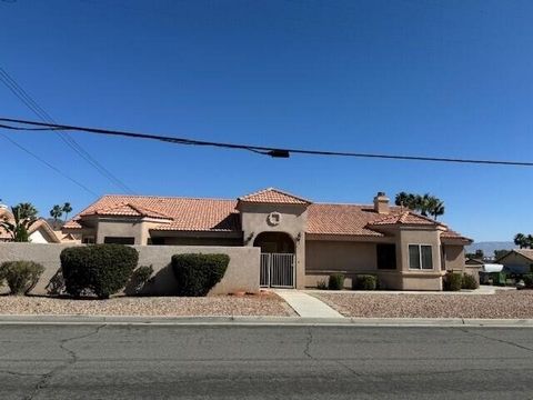 Opportunity knocks! One of the Lowest priced Pool Homes in the La Quinta Cove now with a price adjustment! Features 3 bedrooms and 2 baths. Home is centrally located to Old Town , Restaurants, Parks, and Schools. Many Bike and Walking routes to enjoy...