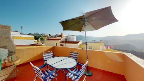 EXCELLENT OPPORTUNITYâ€¦! DO YOU WANT TO LIVE 5 MINUTES FROM LAS PALMAS IN A READY TO MOVE IN HOUSE WITH SEVERAL TERRACES, NICE VIEWS, THE BENEFITS AND TRANQUILITY OF THE COUNTRYSIDE AND ALSO WITHOUT HAVING TO DEAL WITH A DONKEY BELLY... ? I OFFER YO...