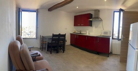 This 34 m² apartment, ideally located on the 2nd and top floor, in a building with only 3 apartments. It has been completely renovated, offering a modern and functional interior. It consists of a bright living room with an equipped kitchen (15 m2), a...
