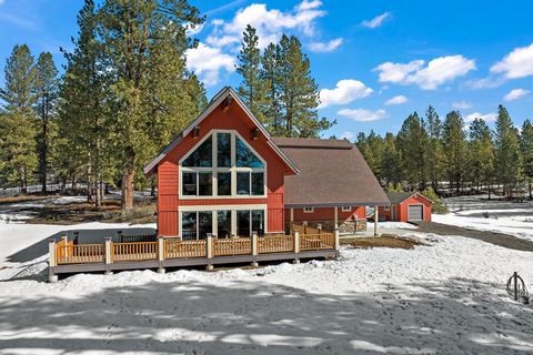 Escape to your very own slice of paradise in High Valley! Indulge in the beauty of nature with stunning views galore on this 5.3 acre lot that borders private land, ensuring endless adventures right at your doorstep! Plus, a community lake to enjoy t...