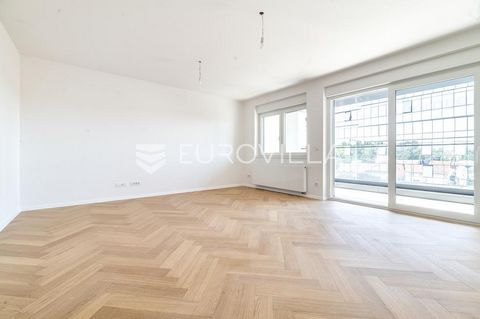 Zagreb, Trešnjevka north, two-room apartment 92 m2 on the 2nd floor of a residential building - FIRST MOVE IN. It consists of an entrance hall, two bedrooms, a living room, two bathrooms and a loggia. Bilaterally oriented to the west and east. It is ...
