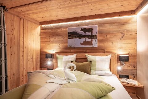 The Alpen Rose Apartment is nestled in a traditional apartment, furnished in typical Austrian décor. Complete with all comforts, on a height of 800 m in the midst of the green countryside, some 3 km away from the village of Hopfgarten. The owners liv...