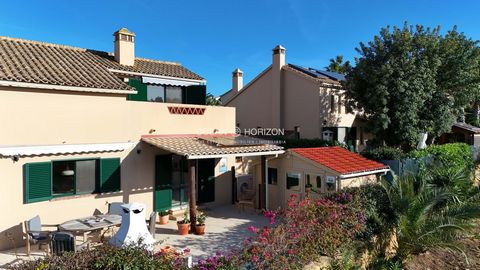 Welkom in deze heerlijke vrijstaande woning met 3,5 kamers in de meest populaire woonwijk Colina Verde in het Portugese plaatsje Algoz in de Algarve. Het huis is gelegen in een zeer goed onderhouden doodlopende straat met bijna geen verkeer. Bij het ...