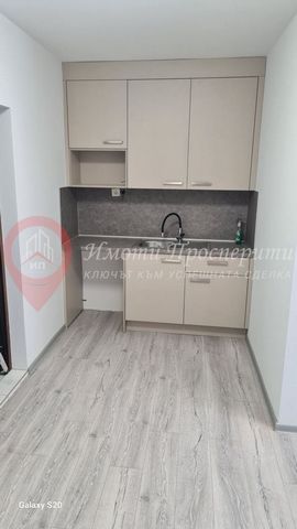 Imoti Prosperiti is pleased to present to your attention a property with ref. 4549!!! 2-bedrooms apartment for sale with an area of 62 sq.m. and a sale price of EUR 169 000. SOFIA, kv. PAVLOVO, in a communicative place with excellent infrastructure, ...