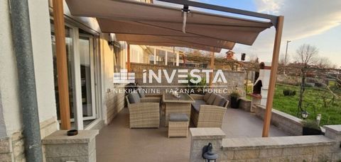 An apartment for sale on the ground floor of a smaller residential building with an area of ​​68.53 m2. It is located in a quiet location and is only a few kilometers away from Poreč. The apartment consists of an entrance hall, a bathroom, two bedroo...