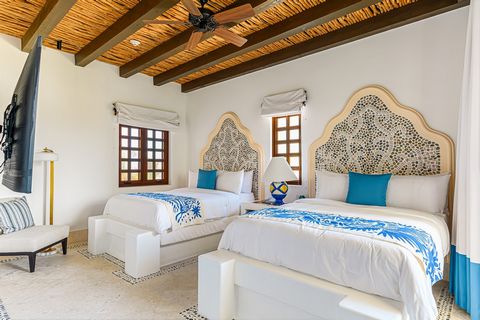 Las Ventanas al Paraiso Residence 7201 is a luxury three-bedroom Rosewood branded residence in Los Cabos, Mexico. Enjoy panoramic views from this 5,210 SF second-floor unit, of the Cabo Real ocean hole and blue waters of the Sea of Cortez. This furni...