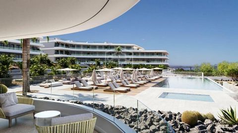 Exklusives Penthouse mit 2 Schlafzimmern und 2 Bädern in Costa Adeje zu verkaufen! Die Wohnung befindet sich in der obersten Etage des 4-stöckigen Gebäudes mit Aufzug in der exklusiven Luxus-Wohnanlage Atlantic Homes, nach Süden ausgerichtet.  Die Wo...