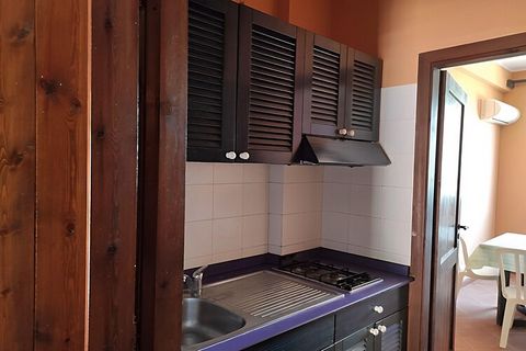 This is the perfect place for a great holiday in Italian Calabria. This apartment with access to a communal swimming pool is ideal for family holidays in the sun. Take a walk through the beautiful region or visit the many picturesque villages near th...