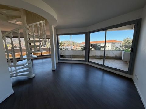 Appartement T5 avec garage