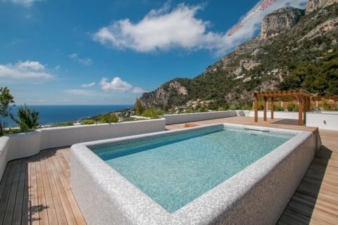 In de wijk Jardin Exotique, aan de ingang van Monaco, wordt een prachtige residentie gebouwd, genaamd 