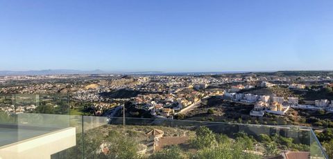 Detached in Rojales