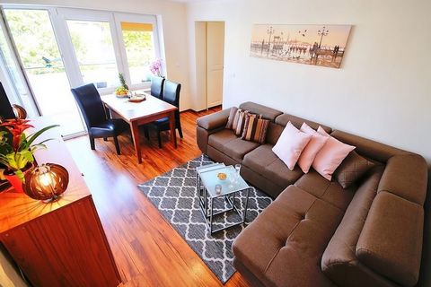 Intimate apartment building in the heart of the resort, just 80 m from the beautiful, sandy beach. Nearby there are many dining options, souvenir shops, cafes, etc. Comfortable apartment on the second floor, with a large balcony. The apartment consis...