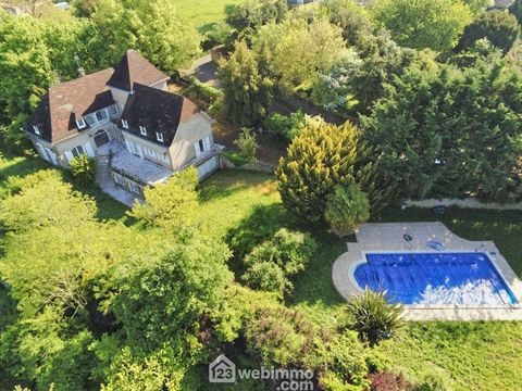 Maison d'architecte - 196.93m² - Valence-en-Poitou