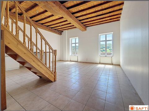 Appartement rare à la vente avec ses 5 chambres, proche gare et commodités, cave, jardin privatif.