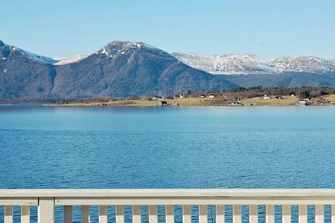 A wonderfully located holiday house 15 metres from the fjord, with 45 and 10 m² terraces and a 20 metre long beach with shallow water. Boats available for rent 100 meters from the house, please check the booking page for more information. It is well ...