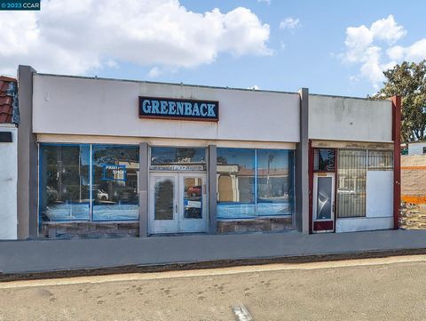 Property with High Visibility on Thornton Avenue in Newark, CA Welcome to 7102 Thornton Avenue, an outstanding commercial property offering a prime opportunity for entrepreneurs and businesses seeking a prominent location in Newark, CA. With its impr...