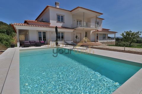 Welcome to the paradise of tranquility in the West region. Magnificent farm with stunning 9 bedroom villa, with spacious interiors, exquisite decoration, beautiful garden, refreshing pool, own wine production, with 4 accommodations for tourism, where...