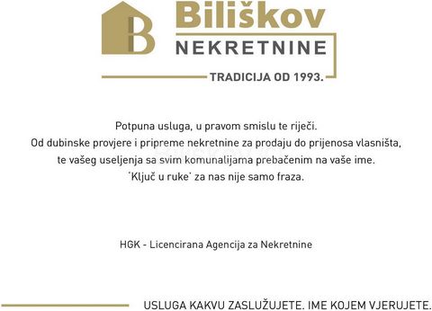 Kaštel Štafilić, agricultural land with an area of 8,233 m2, next to an asphalted road, between the airport and the main road. The micro environment consists of commercial buildings (concrete plant, gas station) and mostly agricultural land. The terr...
