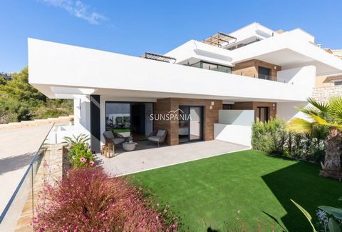 NEW BUILD APARTMENTS IN CUMBRE DEL SOL New Built apartments with a modern architecture, with 2 bedrooms and 2 bathrooms, kitchen open to the living room, with various models to choose from, terrace and garden on the ground floor apartments, and solar...