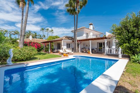 Situated in the enchanting El Pilar area on the New Golden Mile, this villa embodies the perfect harmony of convenience and serenity, with shops, restaurants, and the beach just a leisurely stroll away. Upon entering the welcoming foyer, you're ...