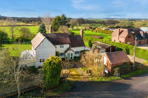 * OPEN HOUSE EVENT * SATURDAY 27th APRIL from 11am until 1pm - please contact the Droitwich Spa office to book your viewing slot. Discover the charm of Old Ridgeway Farm Cottage, a captivating, detached country house nestled within approximately 1 ac...