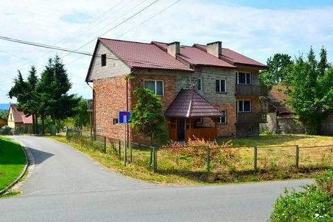Are you looking for a large house, for a large family, or for a small business? On the one hand, the location must be close to Krakow and well connected in all directions, and on the other hand, it must provide silence, fresh air and nice views? In a...