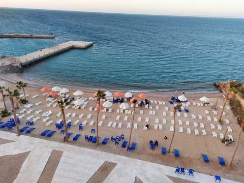 Juliana Beach Resort - Uw droomhuis aan zee! Toplocatie: slechts 10 km van de internationale luchthaven van Hurghada en Gouna. Functies: ·       Privéstrand ·       2 grote zwembaden met aquapark ·       Restaurant & Cafés ·       Sportschool ·      ...
