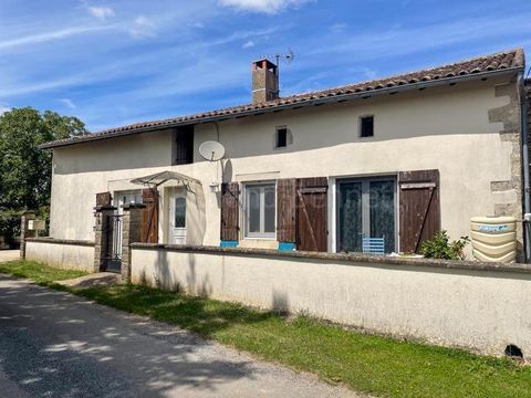 Situated in a small hamlet just 7 mins drive to the market town of Ruffec. This deceptively spacious property offers 155m2 of living space over 2 levels, benefits from central heating with the heat exchanger installed just 18mths ago, a recent solar ...