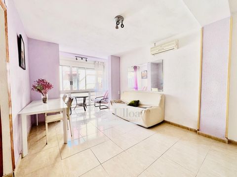 3-BEDROOM APARTMENT IN THE CENTER OF ALICANTE WITH SWIMMING POOLThis property, located just minutes from Av. Maisonnave, is ideal for both investors and families with children. The residential complex offers the privilege of having a communal swimmin...
