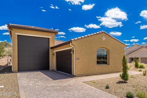 Brand New, Never Lived in home in a gated community with community pool, tennis courts, walking trails, work out facility. The home is ready for your RV and toys. Beaver Creek Preserve community features modern luxury with rustic charm, blending in w...