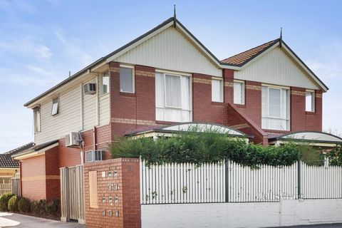 Fabulous opportunity to enjoy this spacious own street frontage townhouse, perfectly comfortable and presentable in its current state or you may want to add value with a smart makeover. This light filled two bedroom home with a contemporary feel, off...