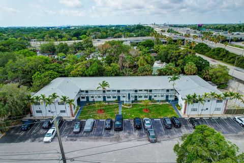 1916 SW 11 STREET, FORT LAUDERDALE FL 33312 Rare opportunity to acquire a very well-maintained 24-unit apartment building located within close proximity to Las Olas, downtown Ft. Lauderdale. Easy access to I-95, Turnpike, Broward Blvd, and US-1, Davi...
