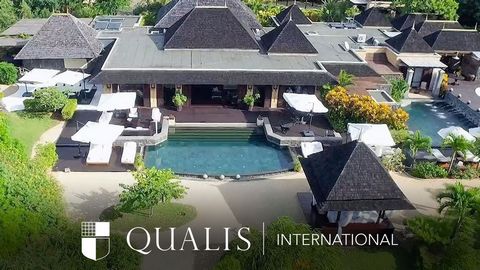 Deze indrukwekkende ‘Villa 74’ is te vinden op het prachtige, luxueuze Tamarina Golf Resort op Mauritius. Het exclusieve resort, waar privacy en rust centraal staan, is een van de meest toonaangevende plekken van het eiland. Geniet van het tropische ...
