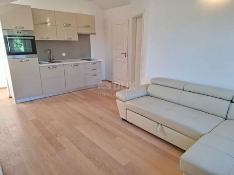 Location: Istarska županija, Poreč, Poreč. ISTRIA, TAR - Newly renovated apartment, OPPORTUNITY! Originally two settlements, Tar-Torre and Vabriga-Abrega are today one place divided by the main road connecting Poreč and Novigrad. It is a fertile plat...