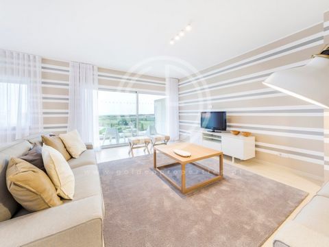 **Unique Opportunity in Vilamoura - 2-Bedroom Apartment in Golf-Front Development** This excellent 2-bedroom apartment is situated in a spectacular golf-front development in Vilamoura. With a strategic location in the Golf Channels area, it is just a...