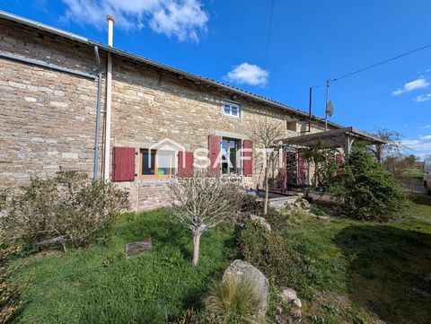 ancienne ferme à rafraichir avec nombreuses dépendances.