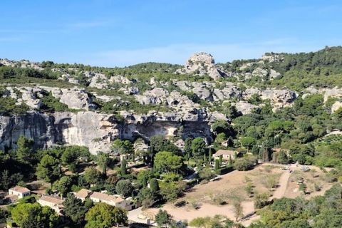 The Le Domaine de Bourgeac Holiday Park has apartments for four people, FR-13520-04, and for six people, FR-13520-05. The apartments are charming and comfortably furnished. Some of the apartments have the toilet in the bathroom. Most apartments have ...