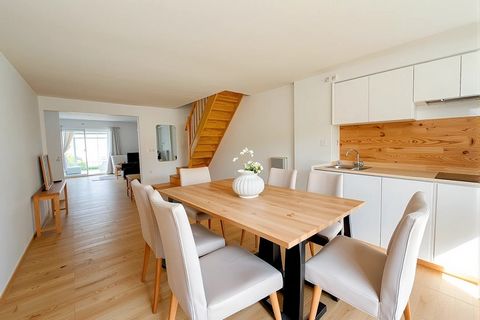 Dpt Pas-de-Calais (62) , à vendre maison mitoyenne de 105m2, entièrement rénovée P(4) ,extérieur, proche des axes d 'autoroute