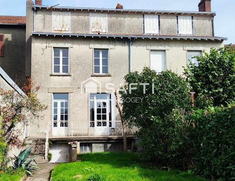 MAISON DE VILLE AVEC JARDIN ET GARAGE