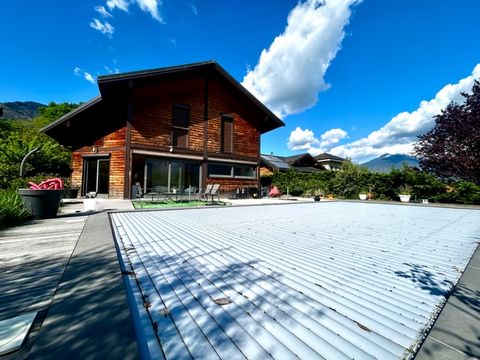 GILLY SUR ISERE (73) - Maison 8 pièces de 217 m2 - Terrain 750 m2