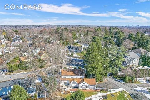 Welcome to this warm & inviting home nestled amidst the serene landscapes of the Winchester Country Club. A Royal Barry Wills design, showcasing 5-beds, 3.5-baths, w/4 fireplaces & attached direct entry 2 car garage! This home has w/ an abundance of ...